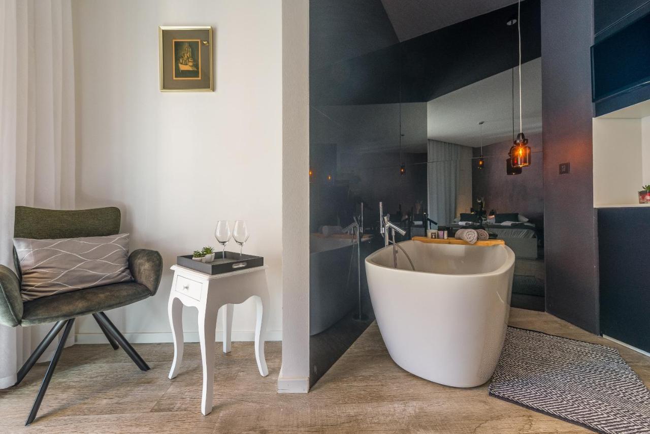 Central Rooms In Old Town By Belmont Realty 자다르 외부 사진