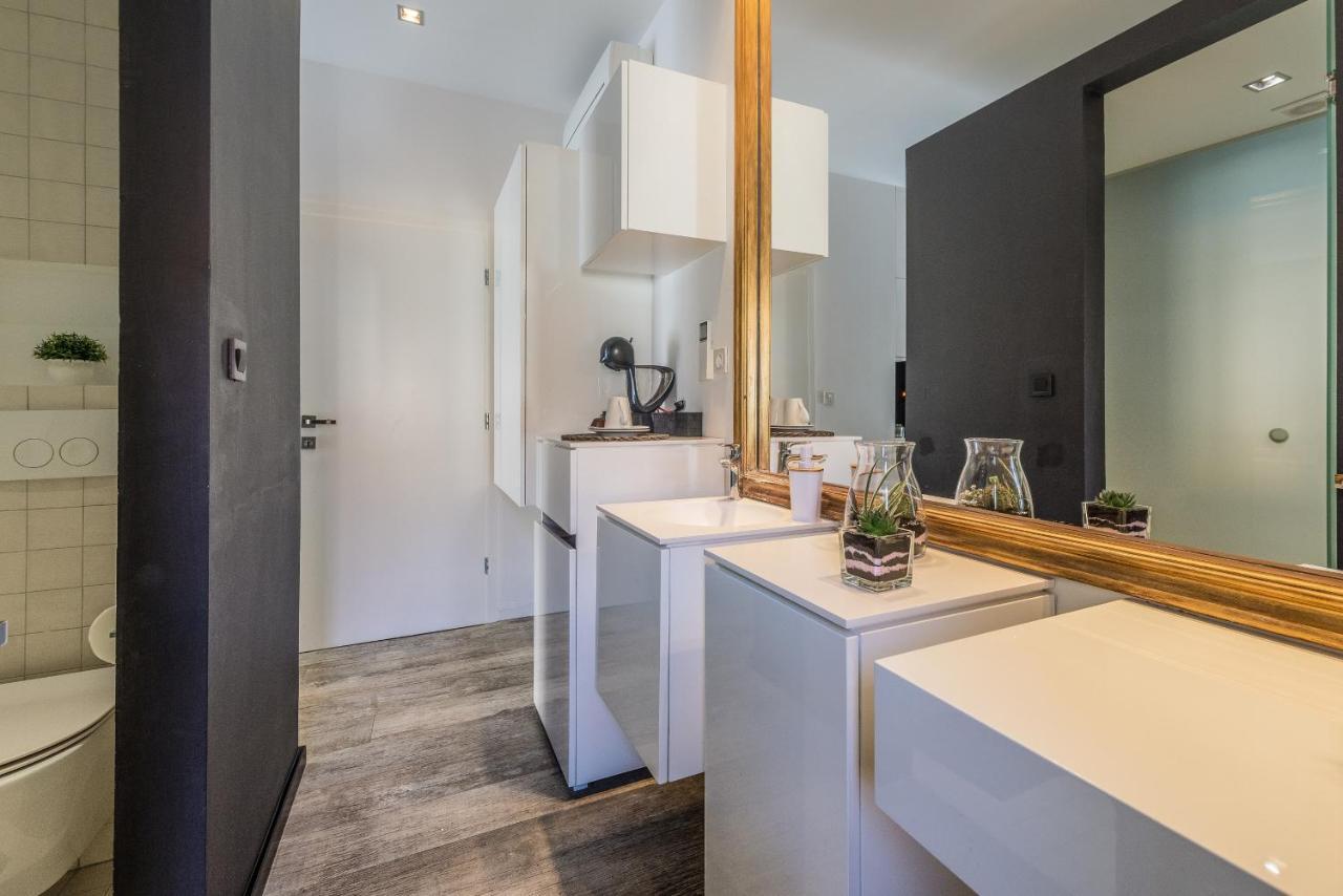 Central Rooms In Old Town By Belmont Realty 자다르 외부 사진