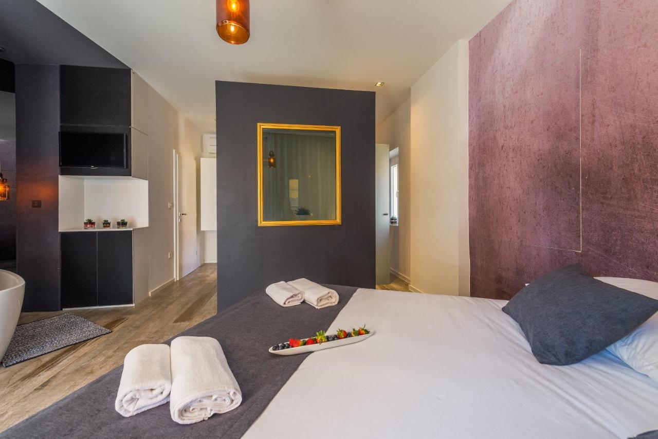 Central Rooms In Old Town By Belmont Realty 자다르 외부 사진